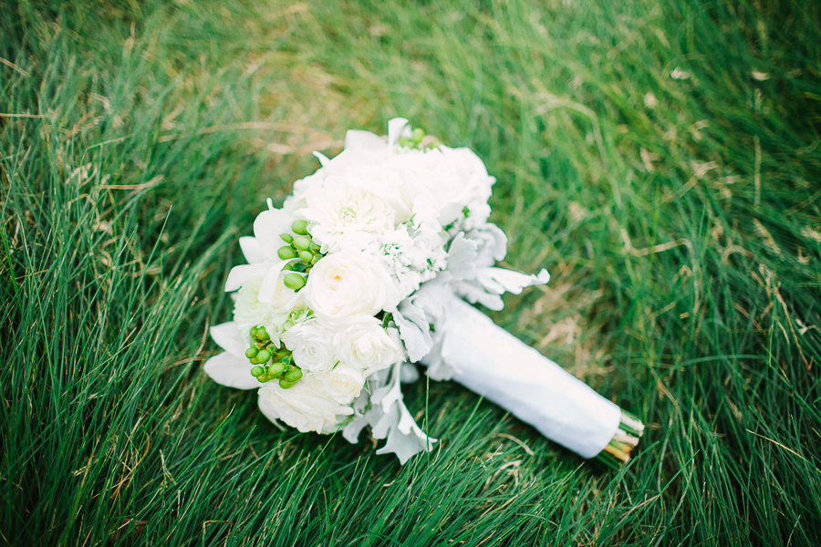 aliso viejo country club wedding, dusty miller wedding, green & grey wedding decor, southern california fine art wedding photographer