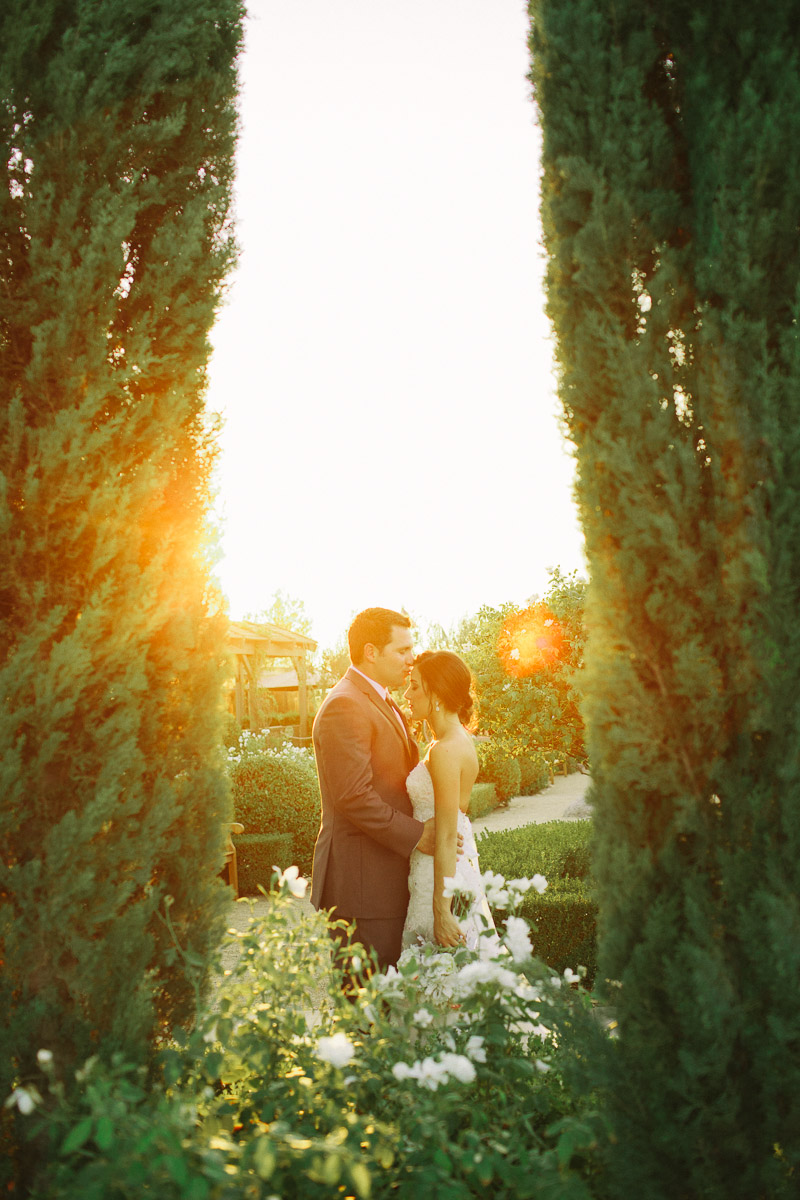 fine art wedding photographer, southern california fine art wedding photographer, fine art lifestylephotographer, fine art photographer, senior portrait photographer, family documentary photographer